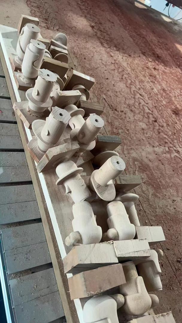 Apartamento Magazine - Klas Ernflo’s Wine Stopper ‘Buddy’