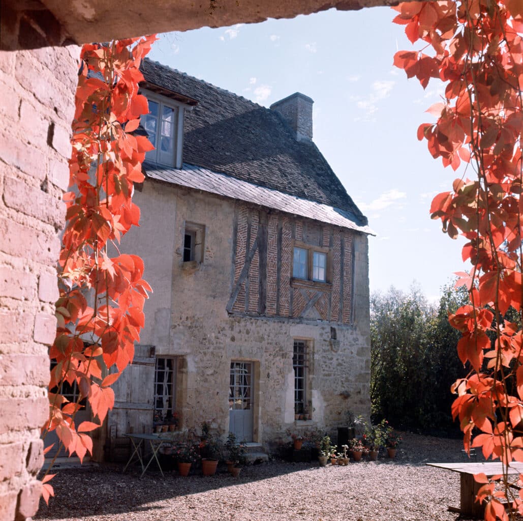 Alexander Calder, The Saché Houses