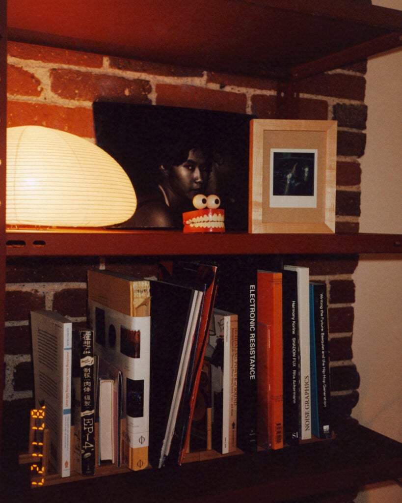 Apartamento Magazine - Deaton Chris Anthony