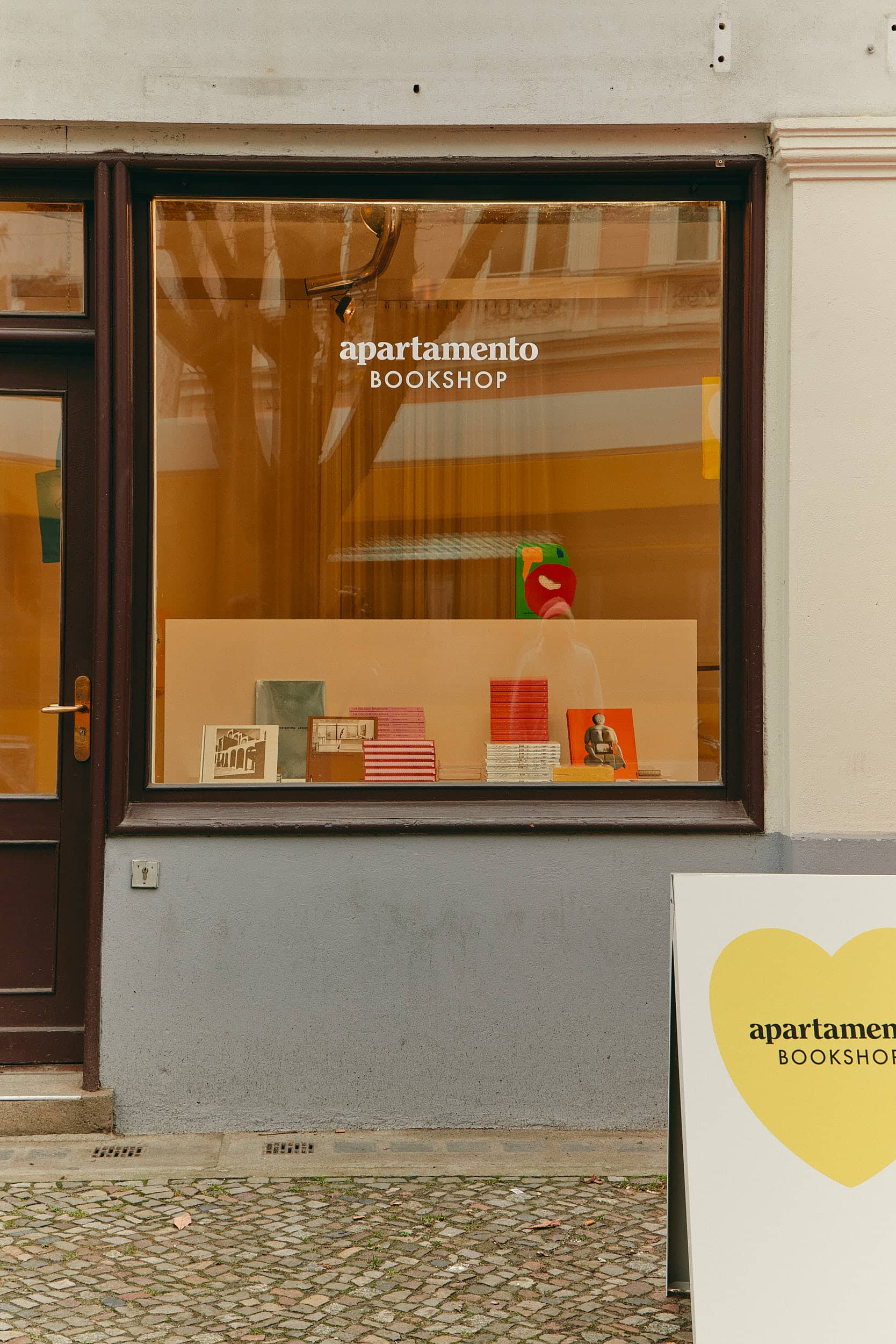Apartamento Magazine - Apartamento Bookshop in Berlin