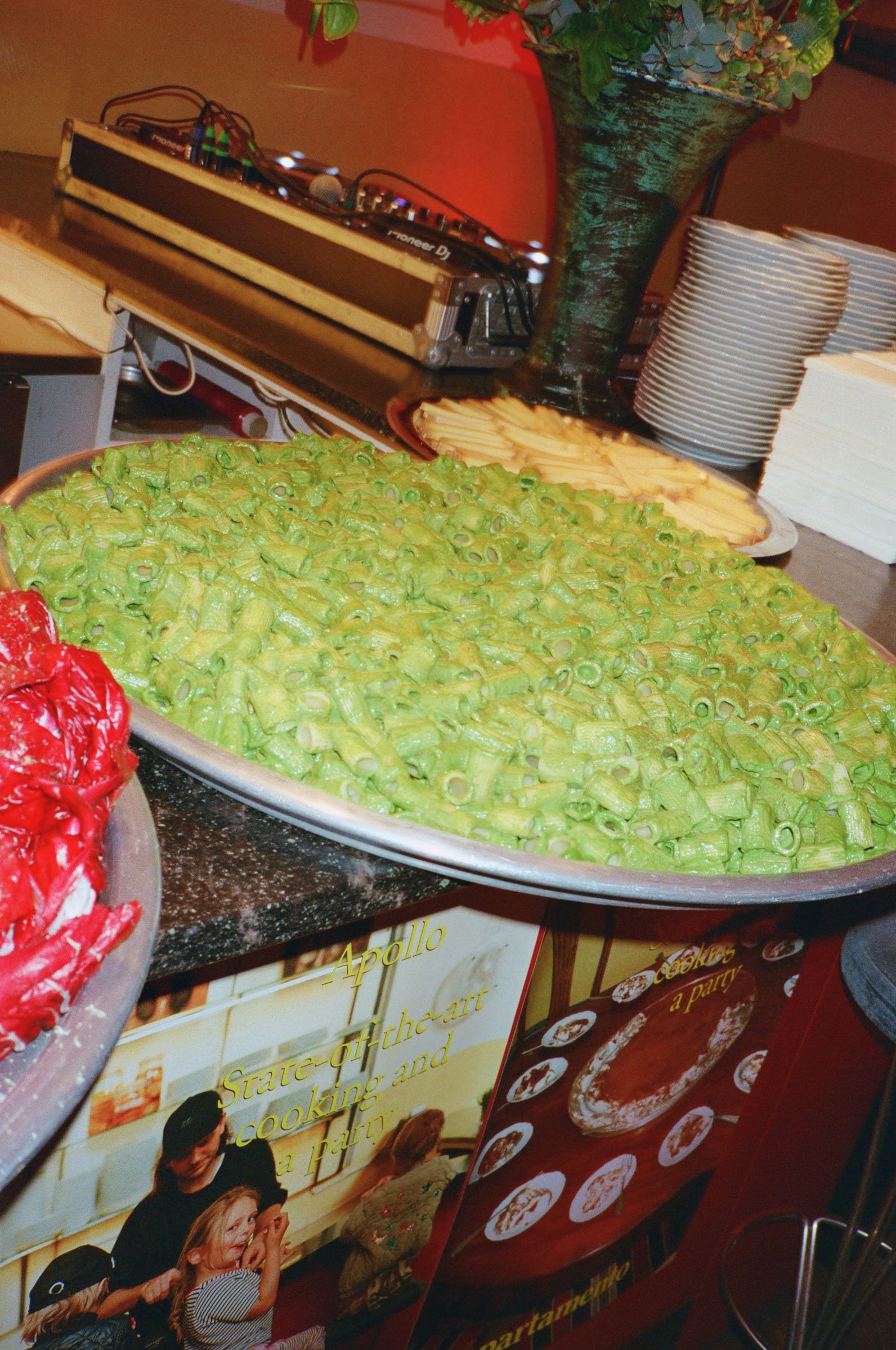 Apartamento Magazine - Apollo: </p>A book launch and a party