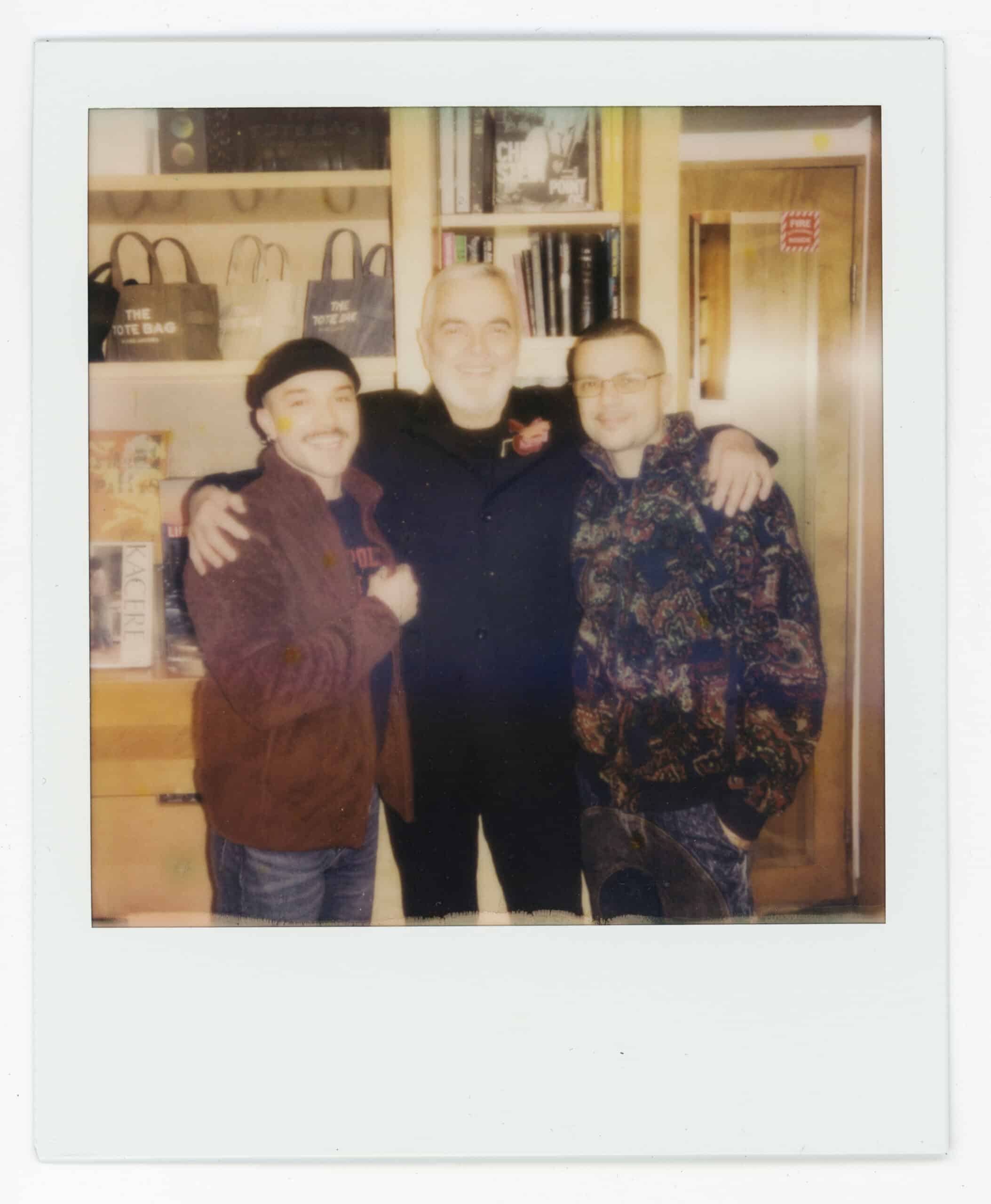 Apartamento Magazine - <em>Mel Odom – Gorgeous!</em> – Signing in New York