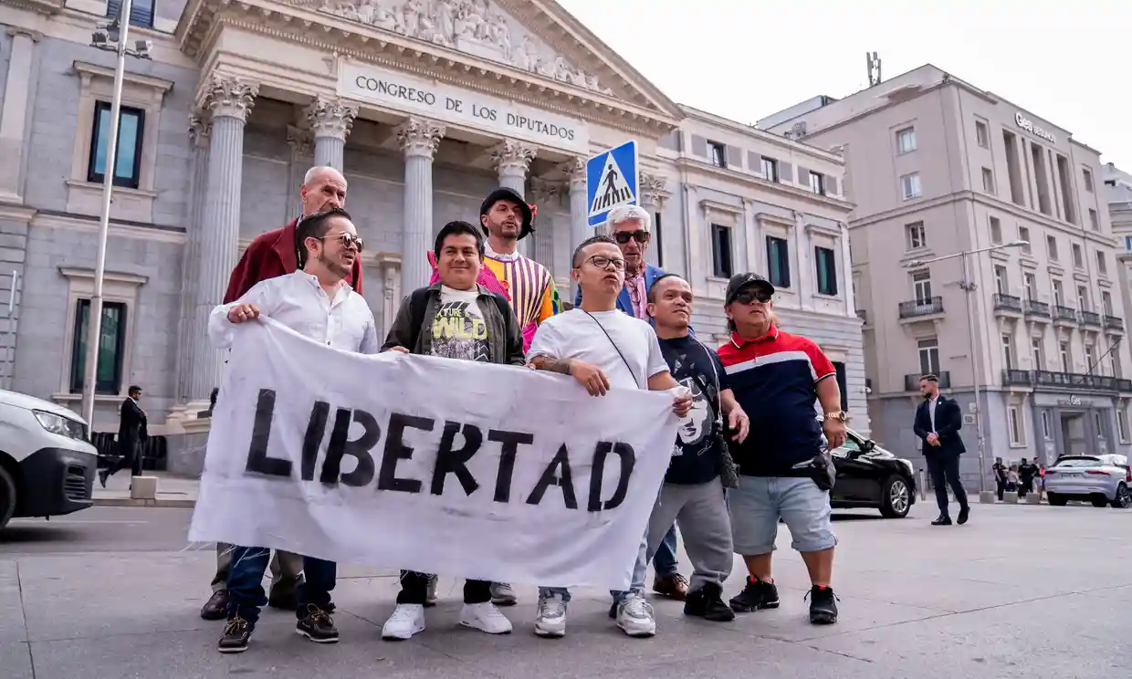 Spanish Parliament Bans Bullfighting - Included Magazine