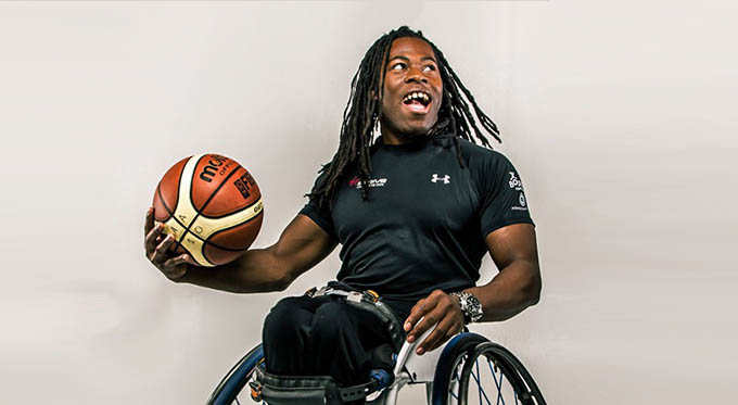 Ade Adepitan